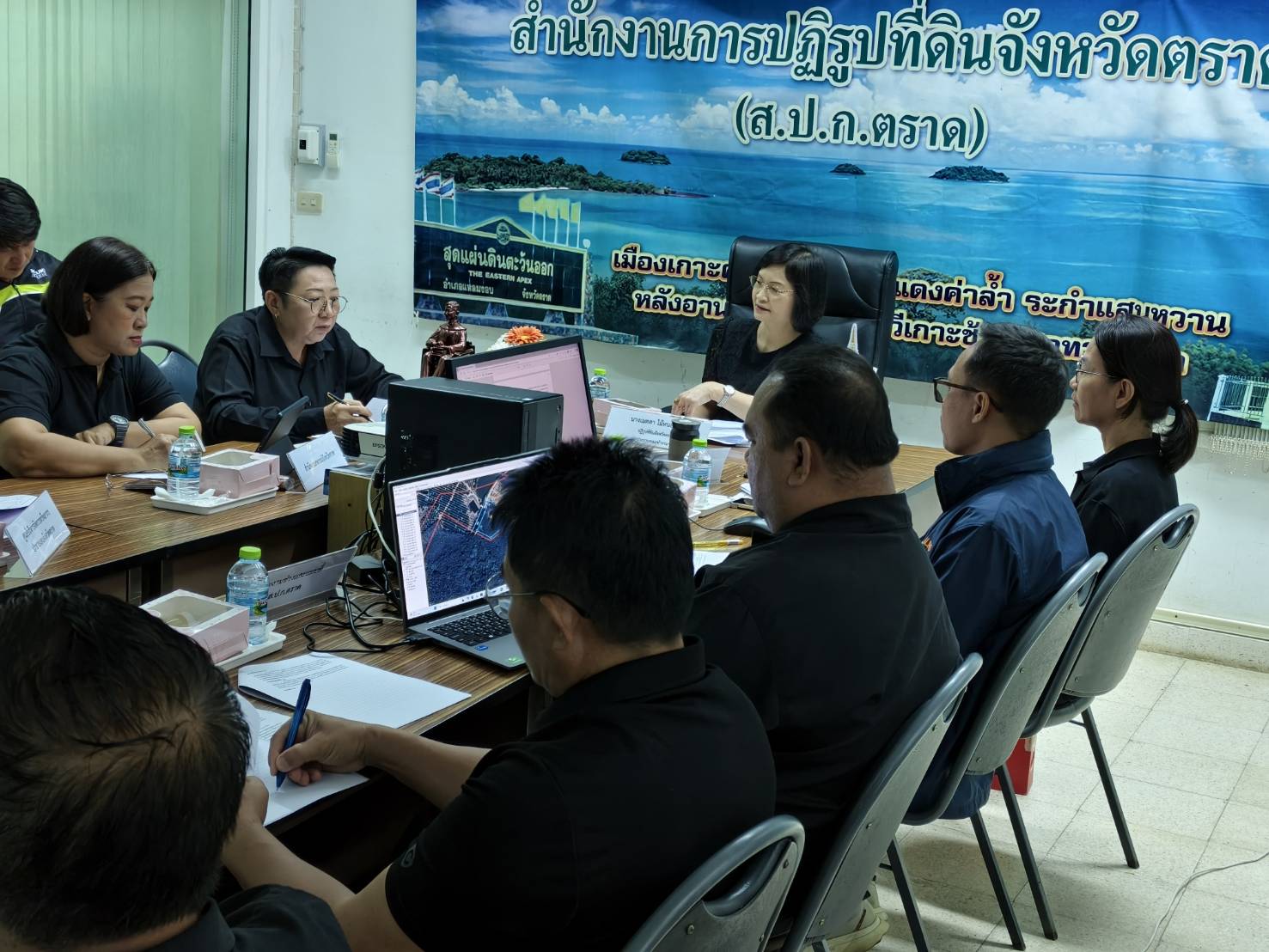 title - ส.ป.ก.ตราด จัดประชุมคณะทำงานพิจารณาแนวเขตการจัดที่ดินให้แก่เกษตรกร กรณีเป็นที่ดินที่ไม่เคยจัด.ให้แก่บุคคลใดตามกฎหมายว่าด้วยการปฏิรูปที่ดินเพื่อเกษตรกรรม ครั้งที่ 1/2569